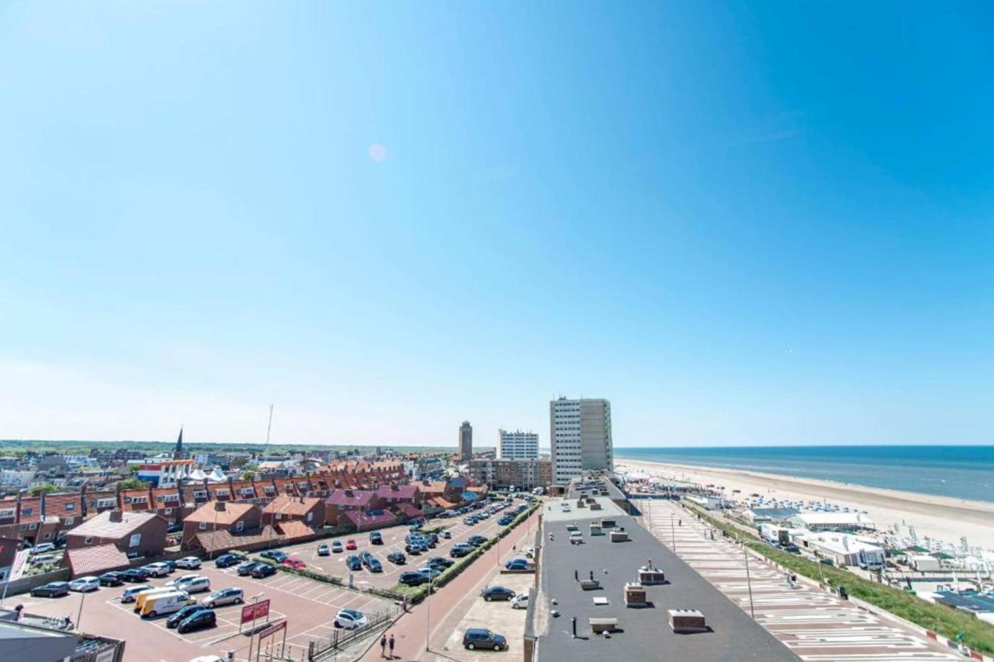 Blue Shell With Private Parking Garage Apartment Zandvoort Bagian luar foto